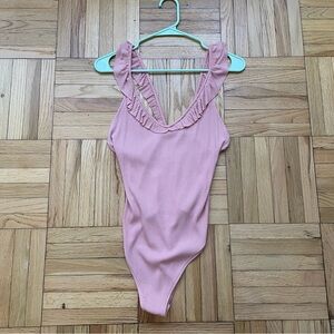 NWOT Pull&Bear Pink Ribbed Bodysuit Size Large